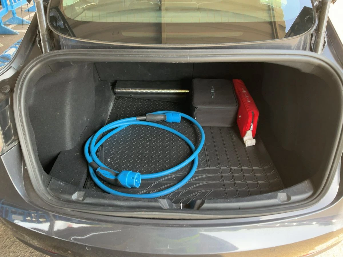 Tesla Model 3 Standard Range Plus, снимка 14 - Автомобили и джипове - 55661878