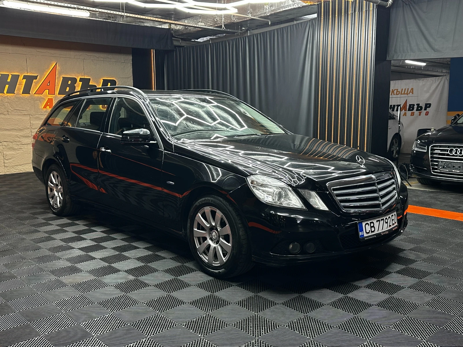 Mercedes-Benz E 200 2.2d 136 к.с., снимка 3 - Автомобили и джипове - 55665666