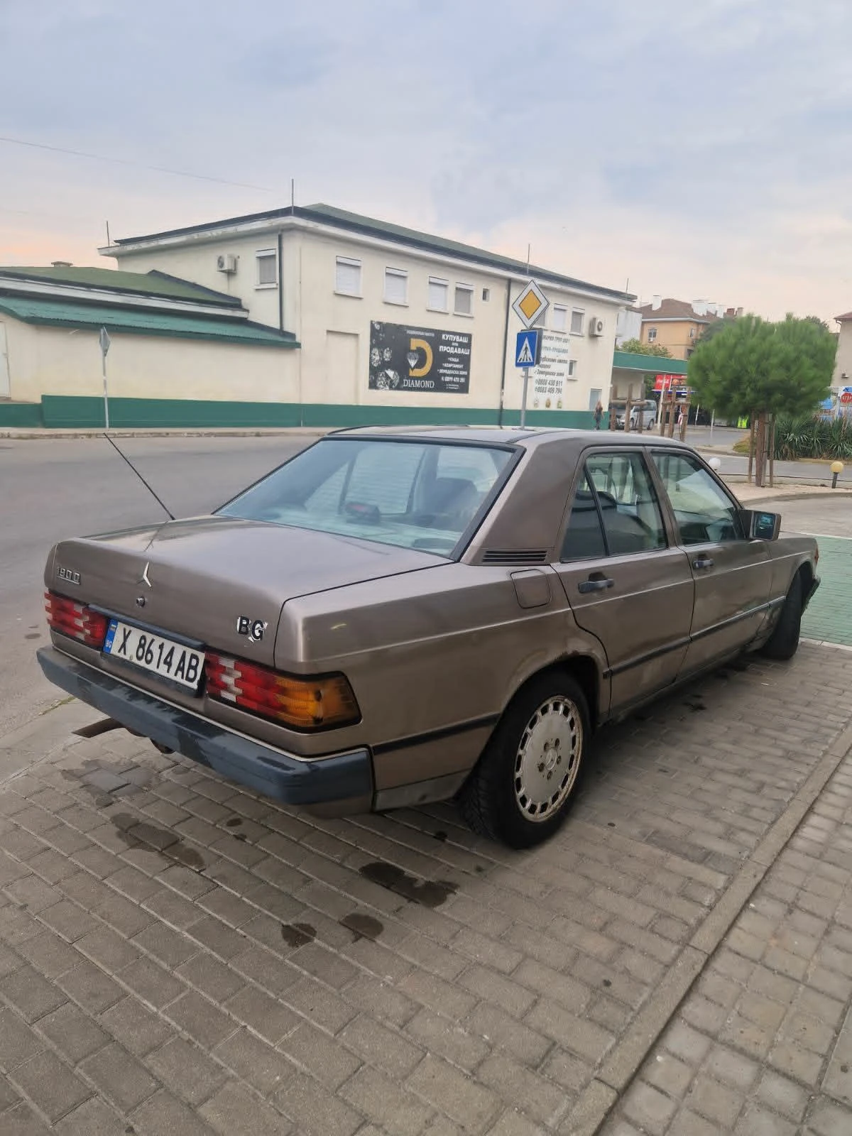 Mercedes-Benz 190 D, снимка 7 - Автомобили и джипове - 55803589