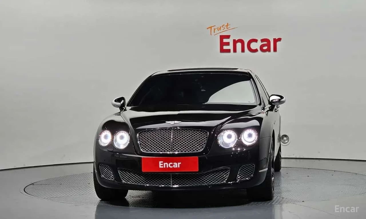 Bentley Flying Spur 6.0 | АВТОФИНАНСИРАНЕ | ЦЕНА ДО БЪЛГАРИЯ, снимка 3 - Автомобили и джипове - 56248693