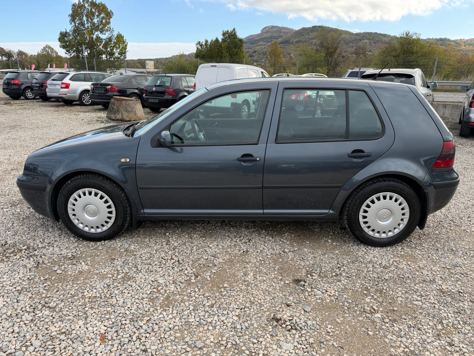 VW Golf 1.9TDI-90PS, снимка 8 - Автомобили и джипове - 56666059