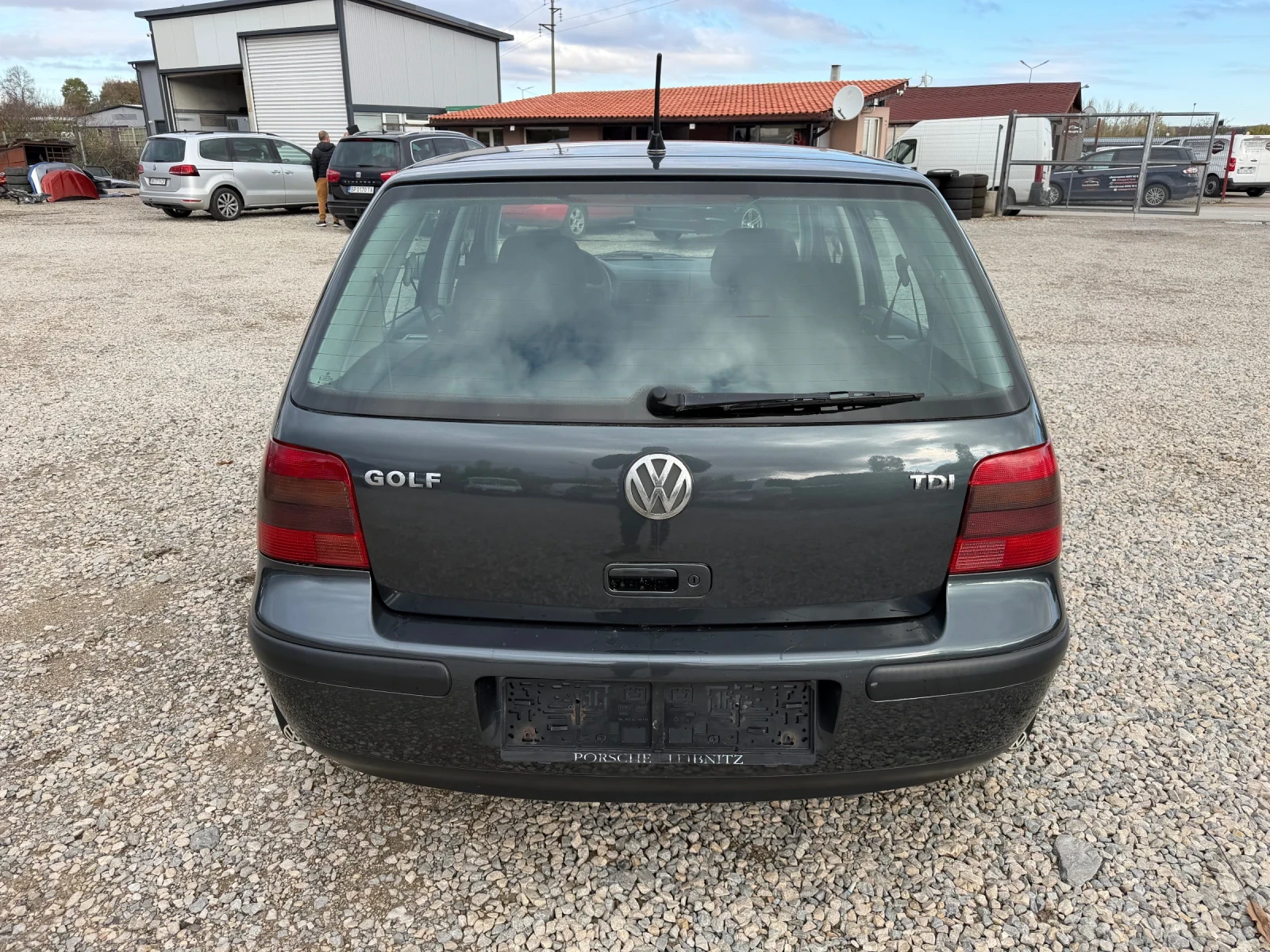 VW Golf 1.9TDI-90PS, снимка 6 - Автомобили и джипове - 56666059