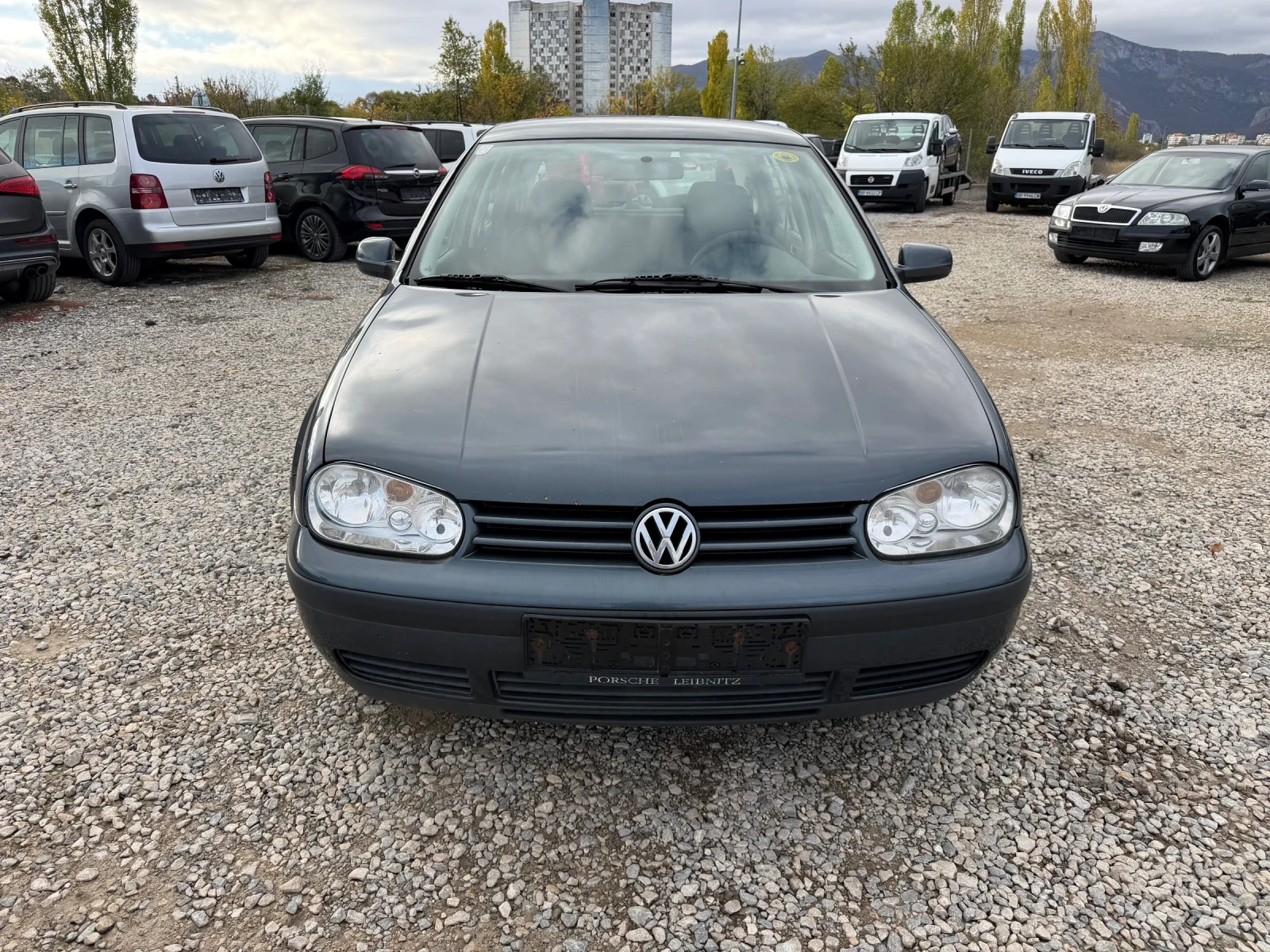 VW Golf 1.9TDI-90PS, снимка 2 - Автомобили и джипове - 56666059