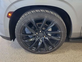 Cadillac Escalade ESV * 4WD PREMIUM LUXURY * CARFAX * Без инциднети, снимка 16