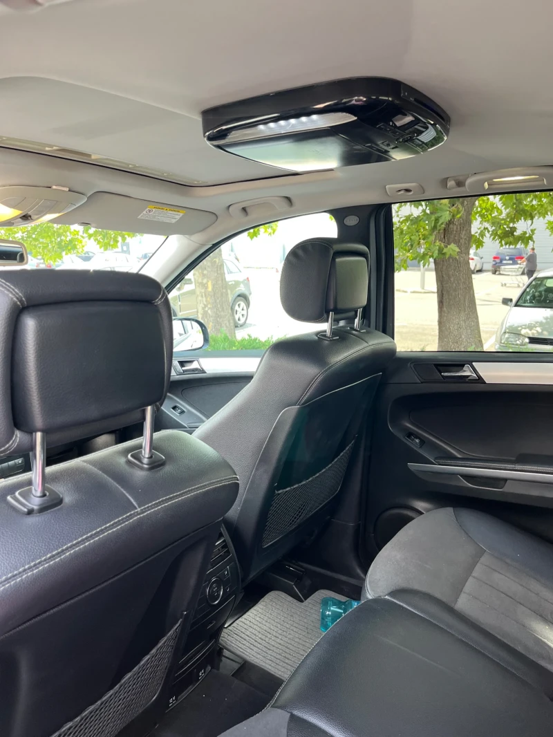 Mercedes-Benz ML 320, снимка 6 - Автомобили и джипове - 52879663