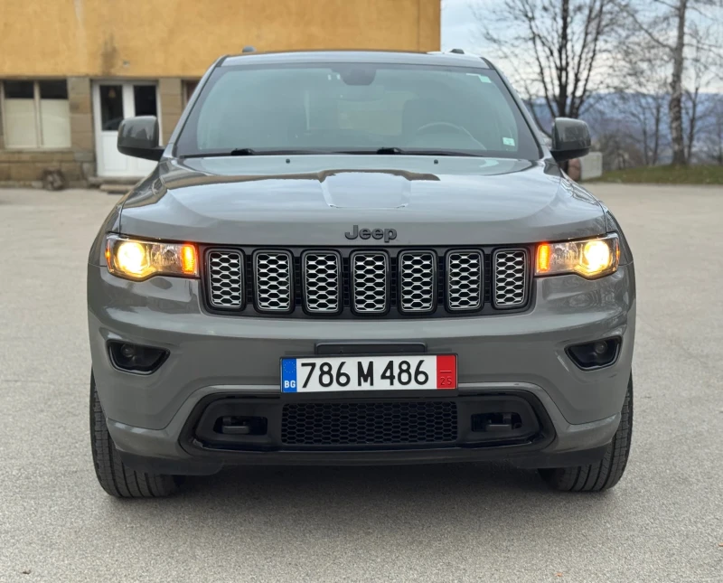 Jeep Grand cherokee, снимка 3 - Автомобили и джипове - 52666636