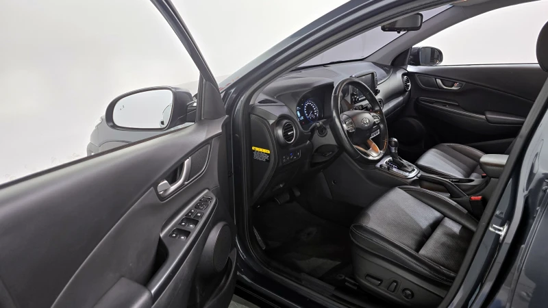 Hyundai Kona 1.6 CRDI / Автоматик / Пълна сервизна история !!!, снимка 5 - Автомобили и джипове - 53012365