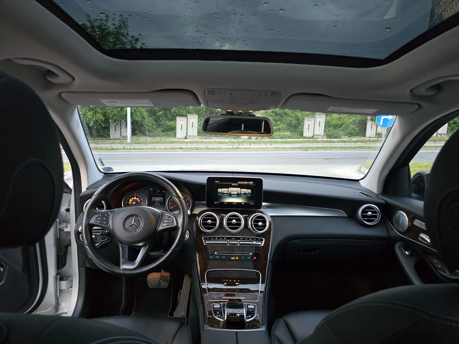 Mercedes-Benz GLC 300  - изображение 10