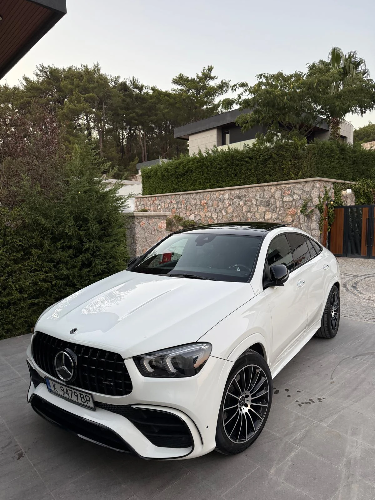 Mercedes-Benz GLE 53 4MATIC AMG* CARBON* PODGREV* OBDUH* PANORAMA* 360CAM* LIZ | Mobile.bg   2
