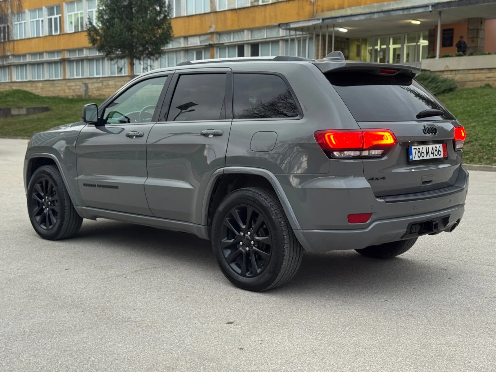 Jeep Grand cherokee  - изображение 6