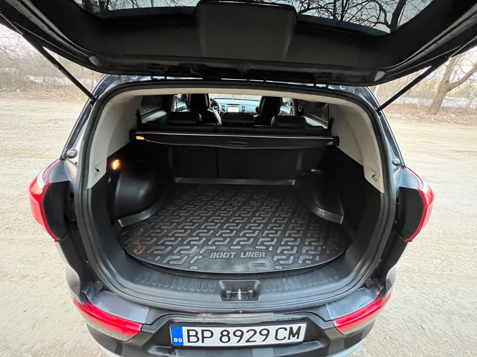 Kia Sportage SL 4x4 NAVI CAM, снимка 6 - Автомобили и джипове - 53759321