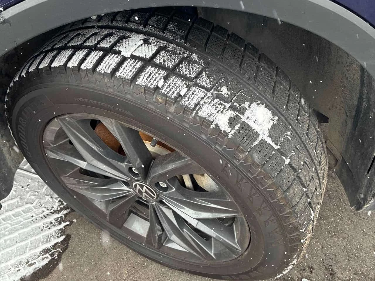 VW Tiguan * Comfortline * CARFAX * ЦЕНА ДО БГ, снимка 7 - Автомобили и джипове - 53885129