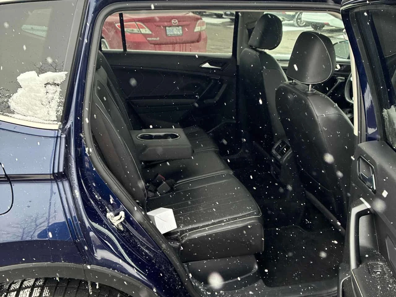 VW Tiguan * Comfortline * CARFAX * ЦЕНА ДО БГ, снимка 11 - Автомобили и джипове - 53885129