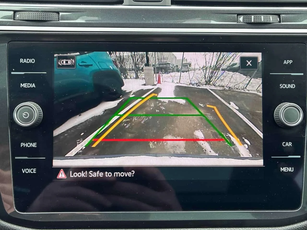 VW Tiguan * Comfortline * CARFAX * ЦЕНА ДО БГ, снимка 16 - Автомобили и джипове - 53885129