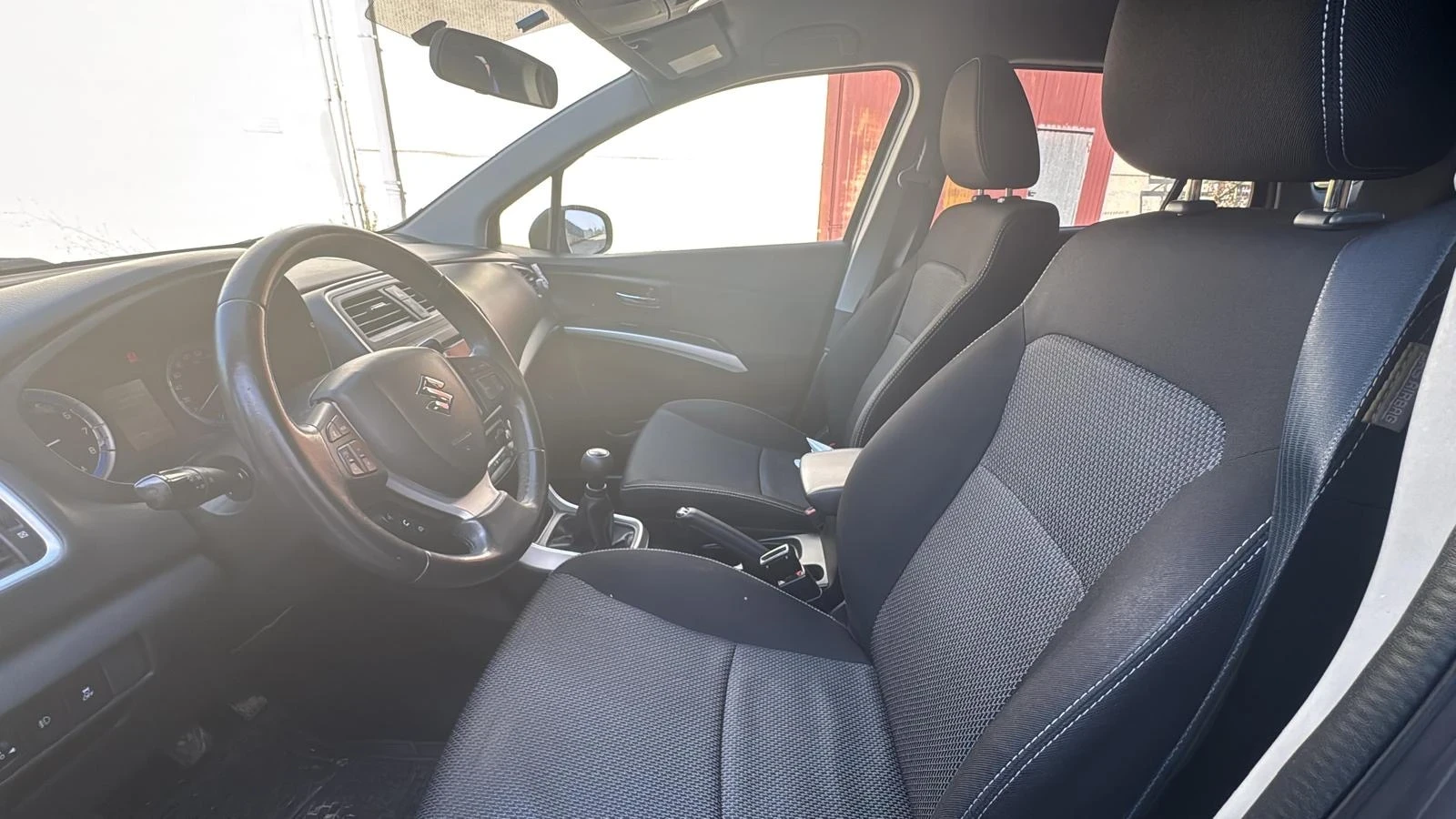 Suzuki SX4 S-Cross (КАТО НОВА), снимка 3 - Автомобили и джипове - 53927124