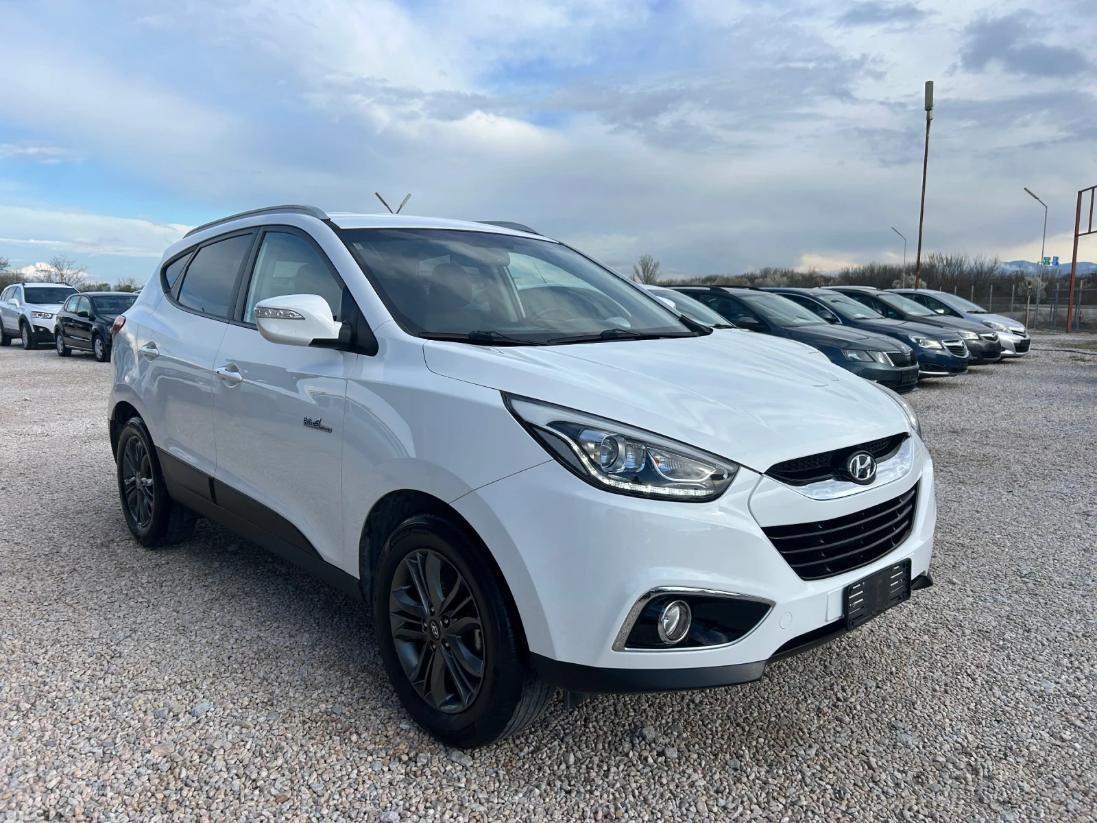 Hyundai IX35 * NAVI* KAMERA* ��������* �������* CarPlay* KeyLes | Mobile.bg � ����������� 2