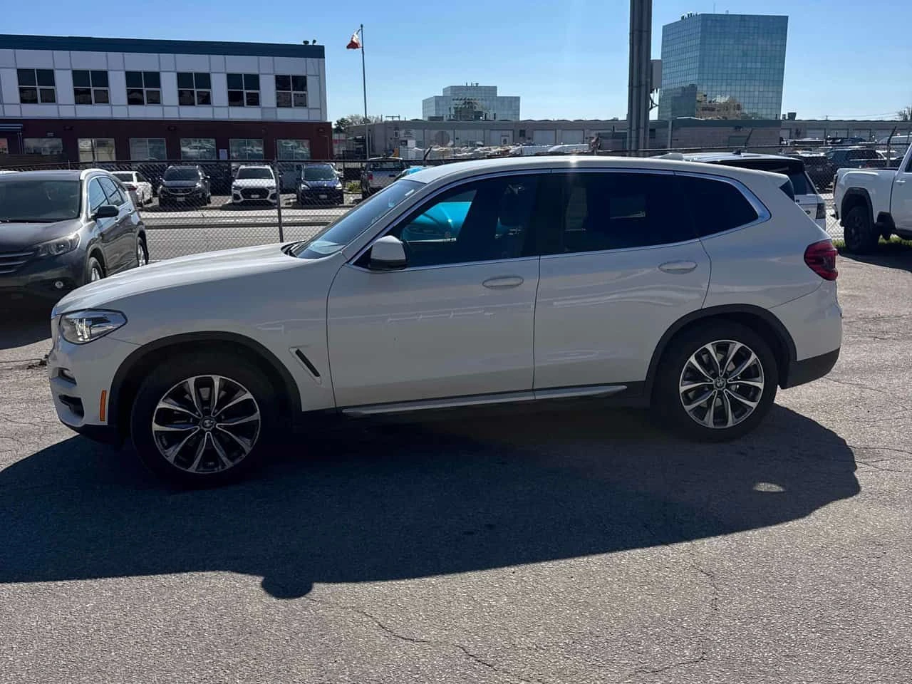 BMW X3 | xDrive30i | ПОДГРЕВ | CARFAX | + ГУМИ ДЖАНТИ | , снимка 2 - Автомобили и джипове - 54528992
