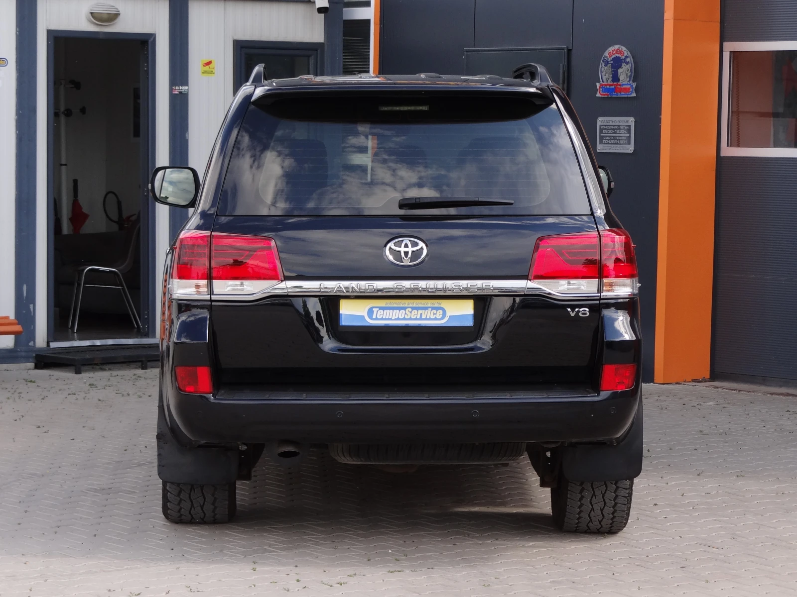Toyota Land cruiser 200/V8d-4d/Facelift/AWD/Auto/Navi/Koja/Camera-360/, снимка 4 - Автомобили и джипове - 54807936