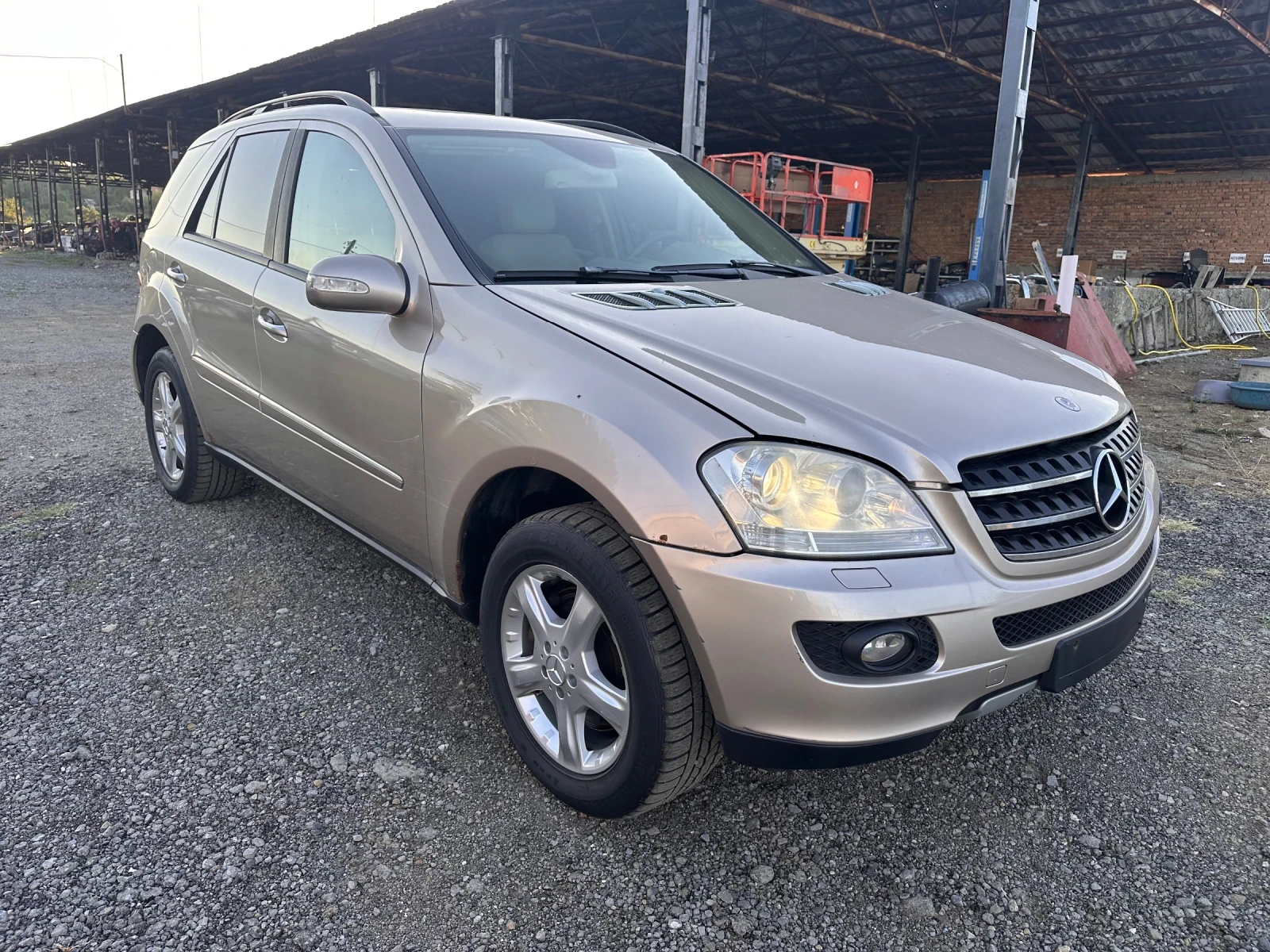 Mercedes-Benz ML 500 OFFROAD пакет , снимка 3 - Автомобили и джипове - 55092948