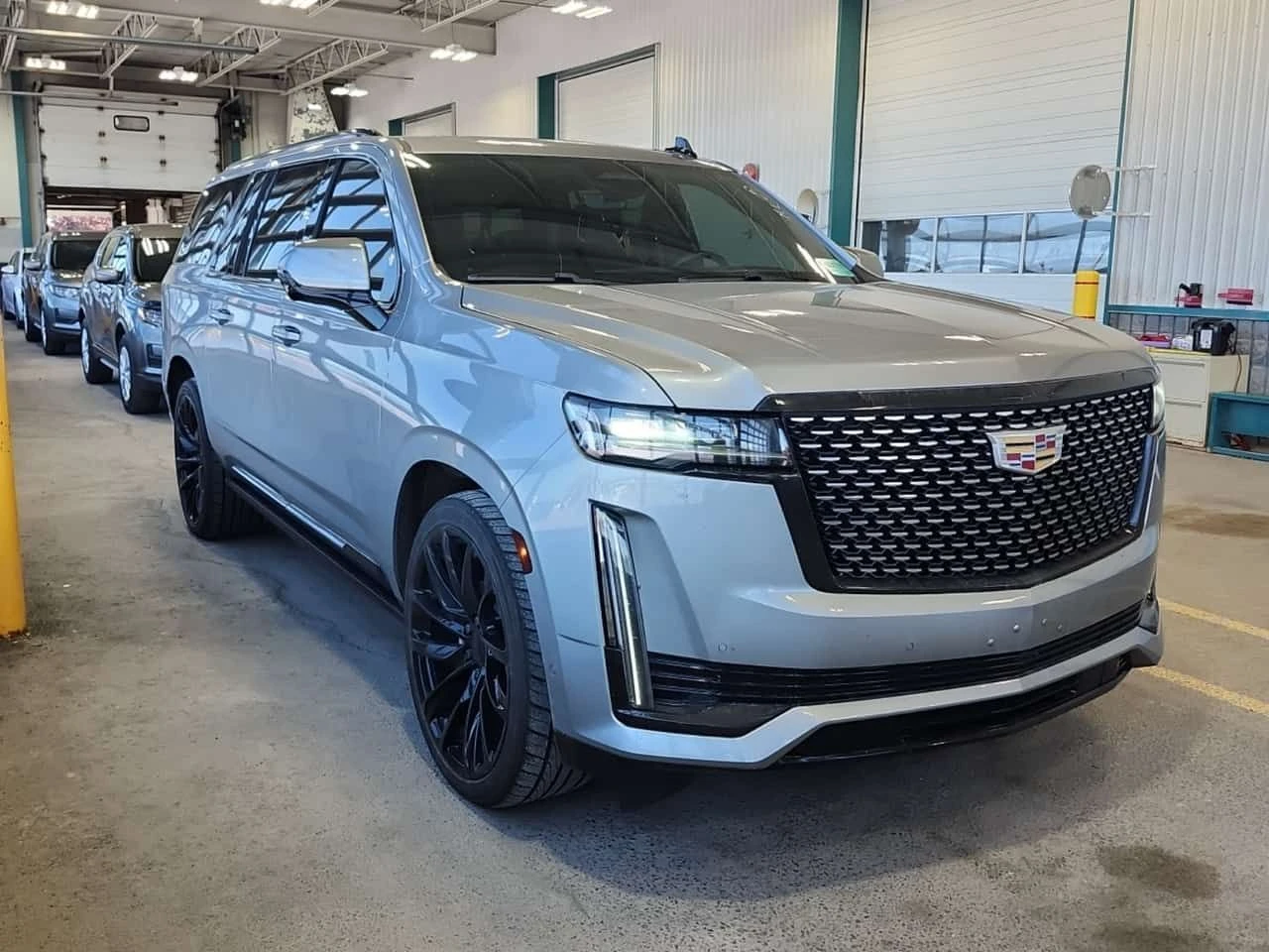Cadillac Escalade ESV * 4WD PREMIUM LUXURY * CARFAX * ��� ��������� | Mobile.bg � ����������� 2