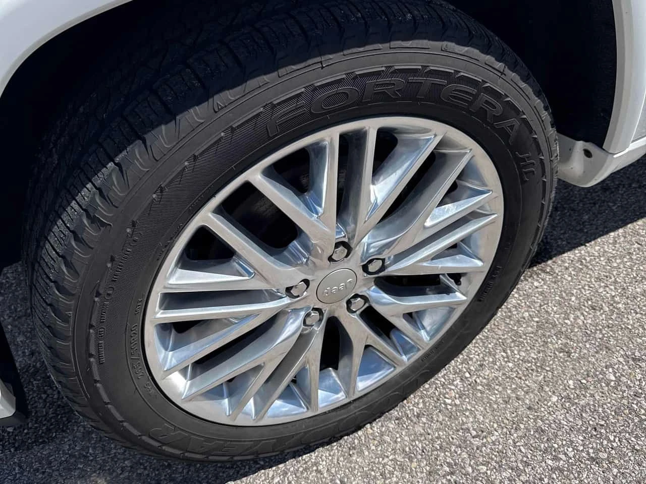 Jeep Grand cherokee * Overland * CARFAX * ОПЦИЯ ЗА ФИНАНСИРАНЕ , снимка 7 - Автомобили и джипове - 55433591