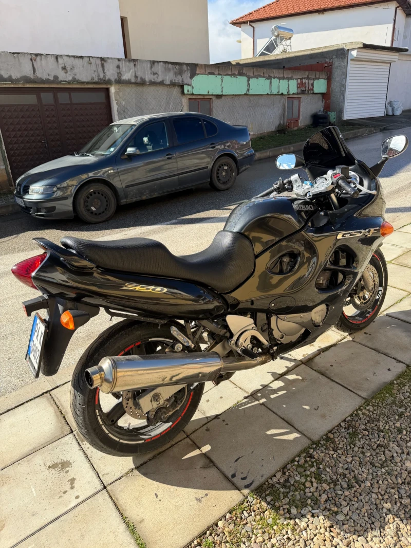 Suzuki Katana