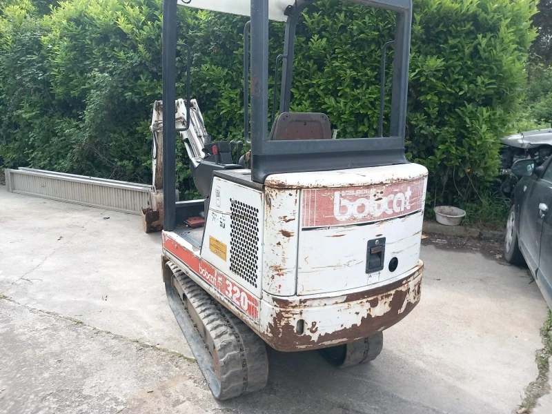 Багер Bobcat 320, снимка 3 - Индустриална техника - 46354029