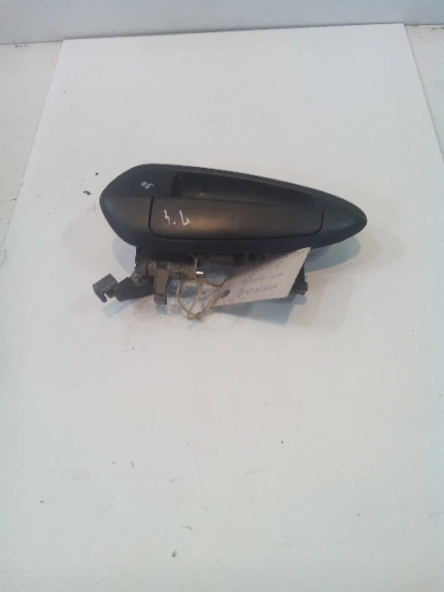 Дръжка врата външна задна лява Алфа Ромео 147