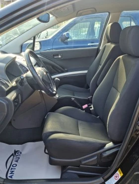 Toyota Corolla verso 1.8 VVT-i Пълна сервизна история!, снимка 9