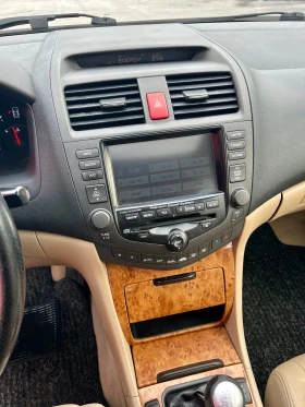 Honda Accord 2.2 i-CTDi Обслужена!, снимка 12