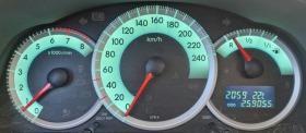 Toyota Corolla verso 1.8 VVT-i Пълна сервизна история!, снимка 15 - Автомобили и джипове - 41535920