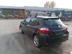 Toyota Auris 1.8 hibrid, снимка 5