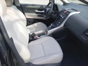 Toyota Auris 1.8 hibrid, снимка 10