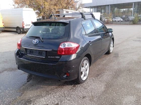 Toyota Auris 1.8 hibrid, снимка 6