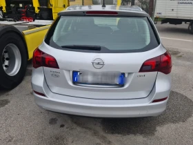     Opel Astra 1.7CDTI. .