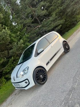 VW Up - 4800 € / 9387.98 лв. - 83995702 7