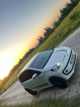 VW Up - 4800 € / 9387.98 лв. - 83995702 8