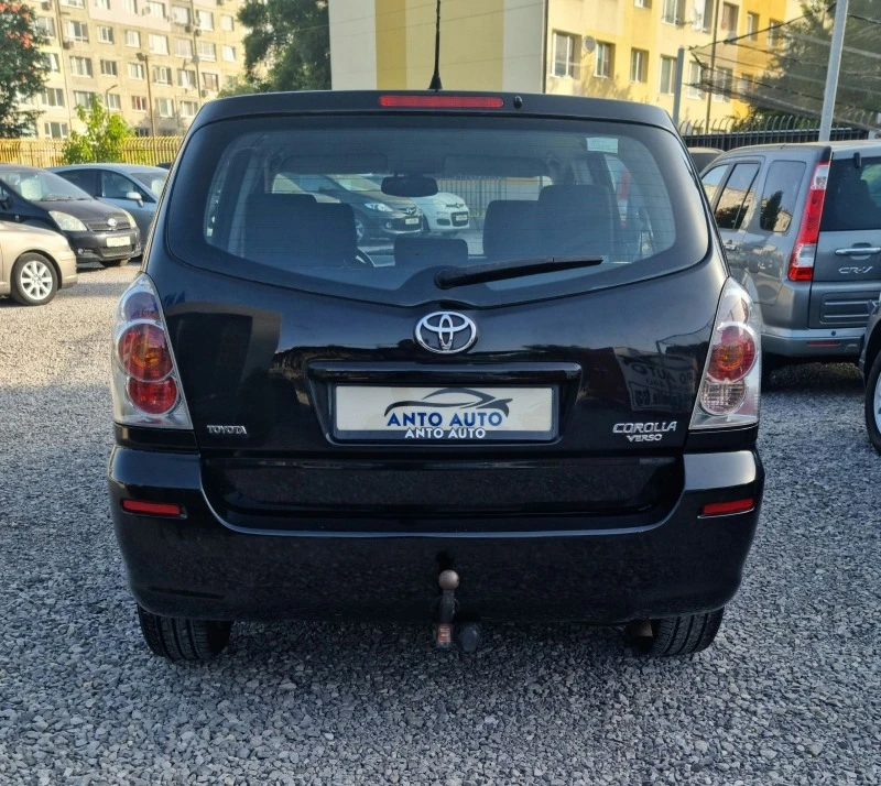 Toyota Corolla verso 1.8 VVT-i Пълна сервизна история!, снимка 6 - Автомобили и джипове - 41535920