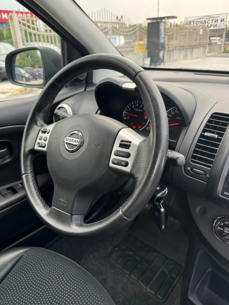 Nissan Note 1.4, снимка 12 - Автомобили и джипове - 47508143