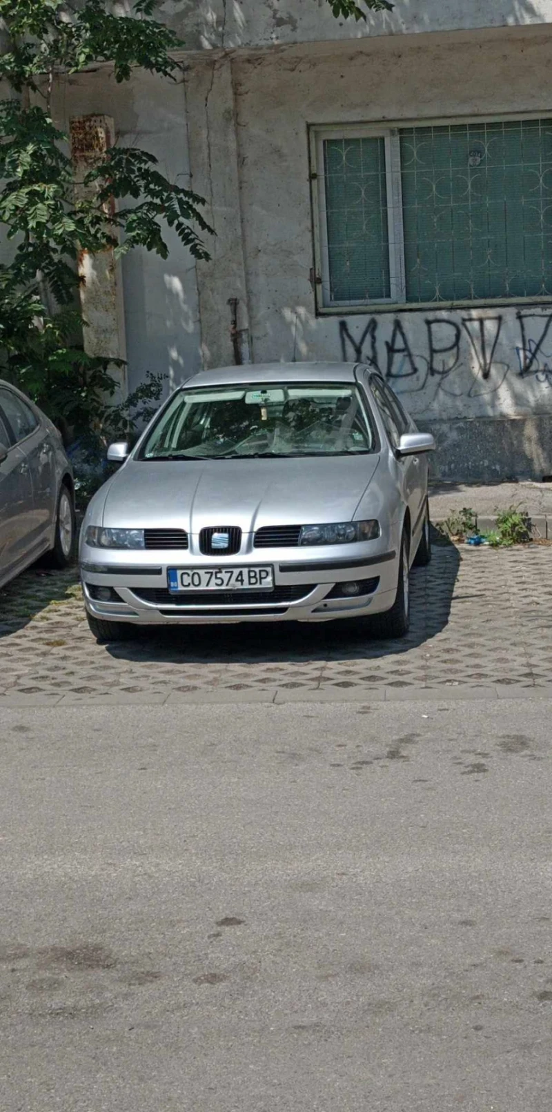 Seat Leon 1.6 16V, снимка 1 - Автомобили и джипове - 47159892