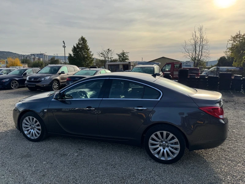 Opel Insignia 2.0TDCI, снимка 6 - Автомобили и джипове - 47573552