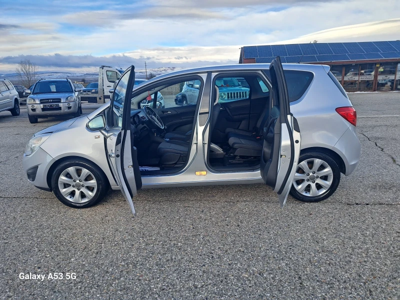 Opel Meriva 1, 7 cdti, снимка 11 - Автомобили и джипове - 48481132