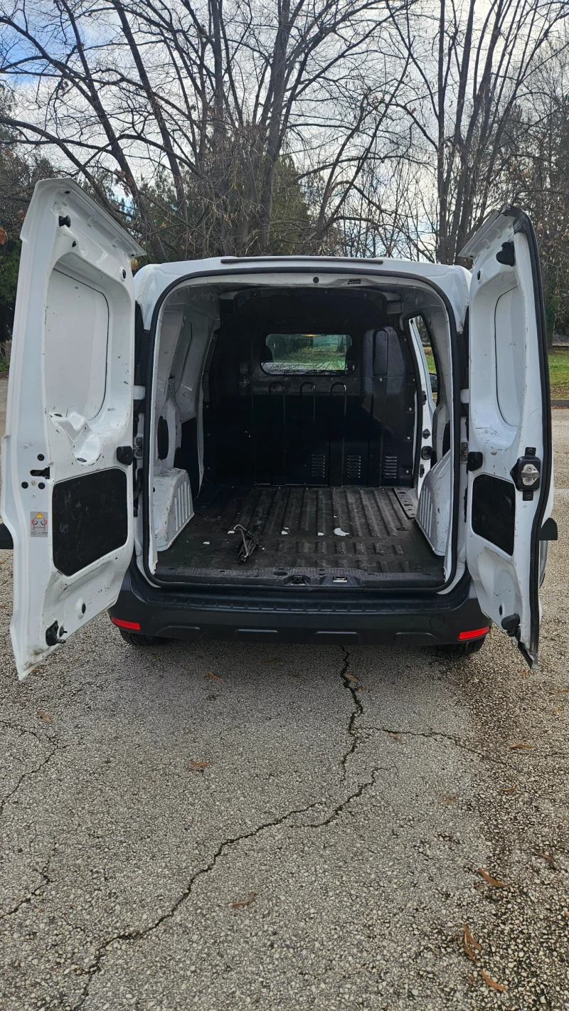 Dacia Dokker, снимка 5 - Автомобили и джипове - 52520347