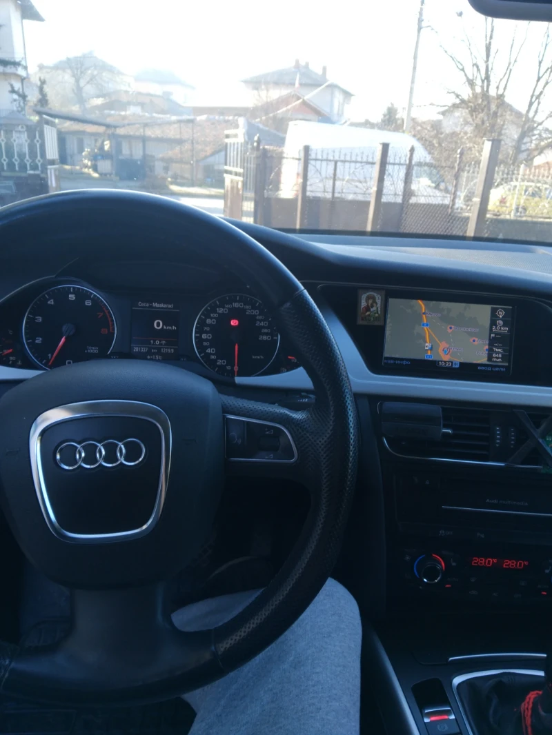Audi A4 TFSI, снимка 7 - Автомобили и джипове - 52798845