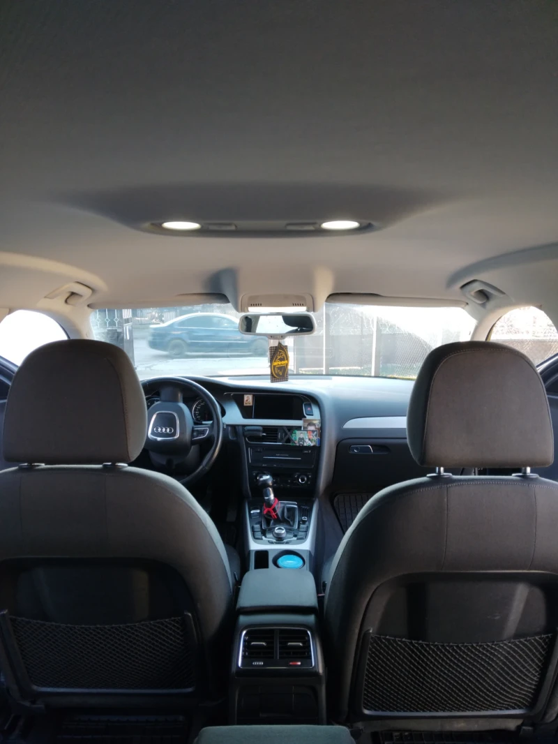 Audi A4 TFSI, снимка 6 - Автомобили и джипове - 52798845