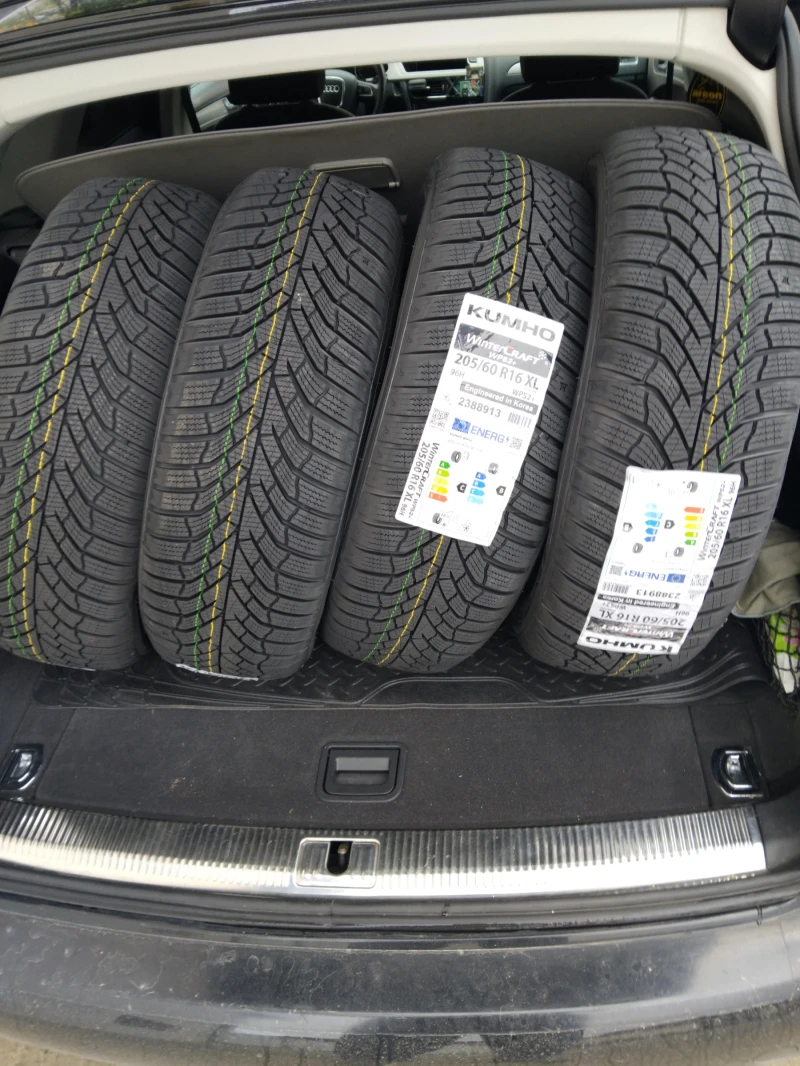 Audi A4 TFSI, снимка 17 - Автомобили и джипове - 52798845