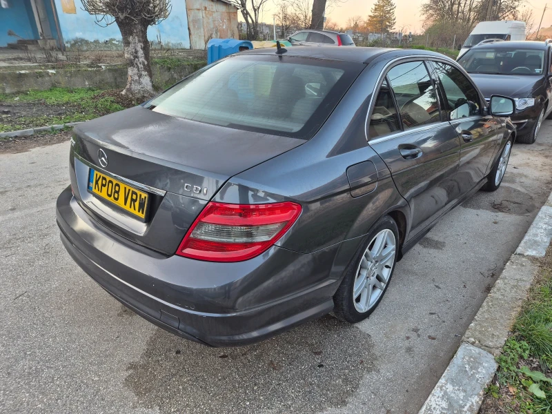 Mercedes-Benz C 220, снимка 6 - Автомобили и джипове - 52802427