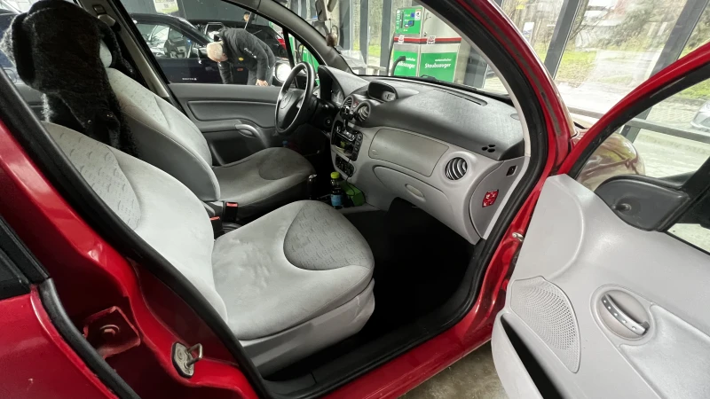 Citroen C3, снимка 6 - Автомобили и джипове - 52906053