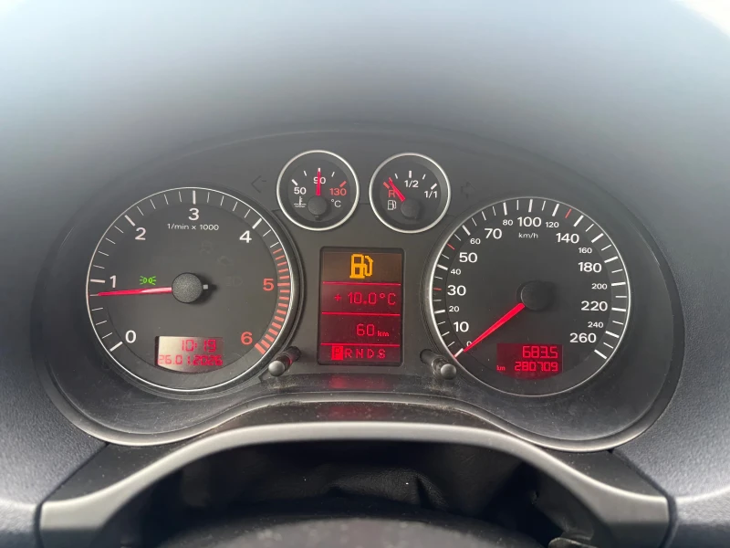 Audi A3 2.TDi DSG, снимка 8 - Автомобили и джипове - 53238100