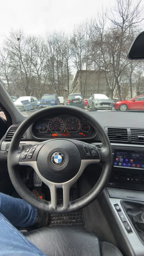 BMW 320, снимка 7 - Автомобили и джипове - 52905330